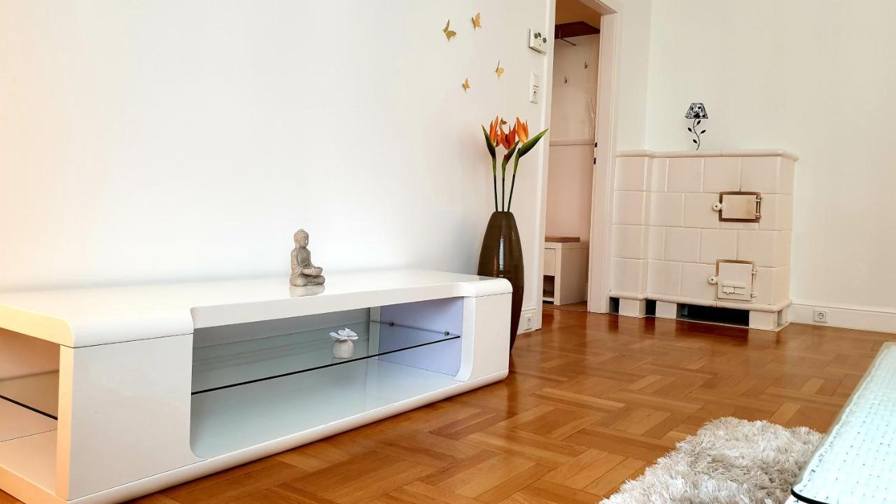 Wonderful 2-bedroom Belvedere Appartement Wenen